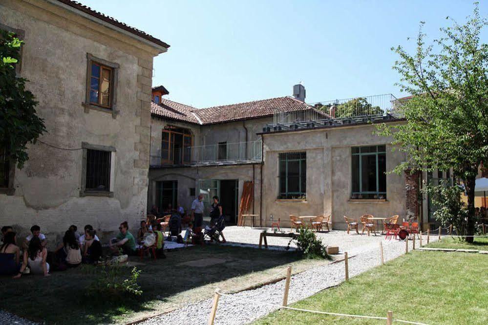 Un Posto A Milano - Guesthouse All'Interno Di Una Cascina Del 700 Exterior photo